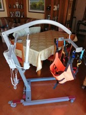 SOLLEVATORE ELETTRICO PER