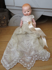 Poupon porcelaine caractère