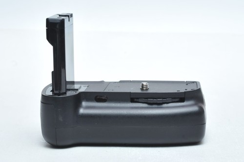 D3100 d5100 vertical - mb-d3100/d5100,