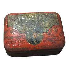 Vecchia scatola di latta