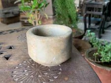 Antico mortaio per utensili da