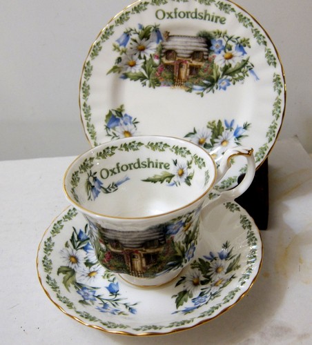 Pezzi royal albert - 3,