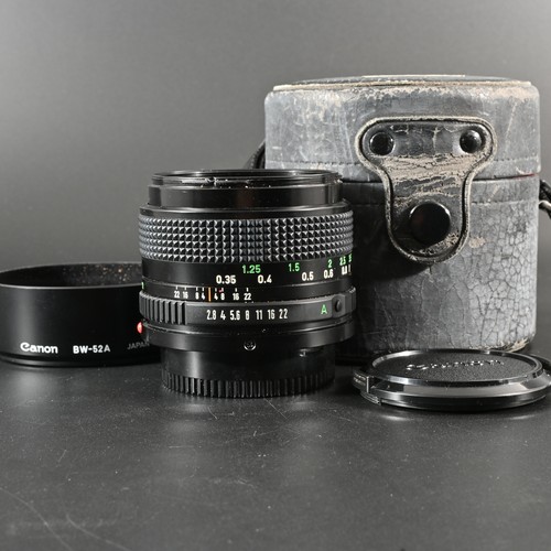 Canon new 35mm - new, f/2.8