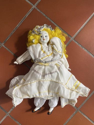 Bambola porcellana stile - di,