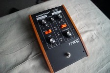 Filtro passa basso Moog MF-101