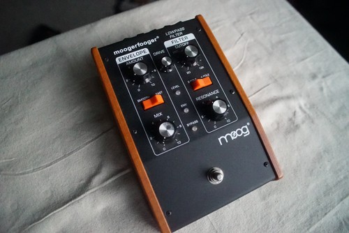 Filtro passa basso moog - passa, mf-101