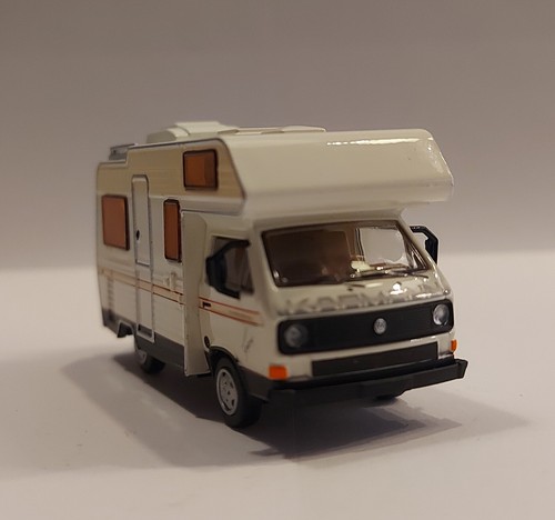 Brekina 33977 camper mit - t3,