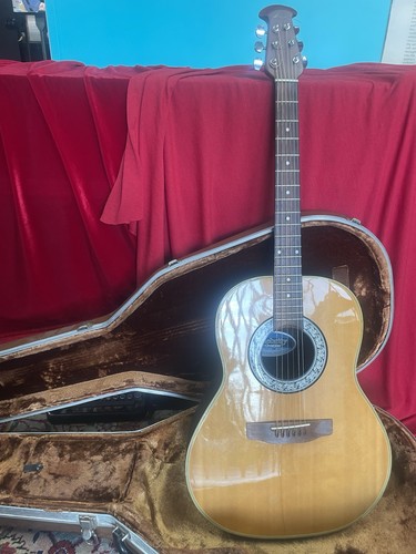 Acoustic guitar celebrity - guitar,