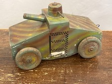 Carro armato  mimetico con