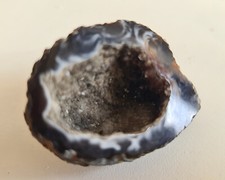 Piccolo geode di agata di 33