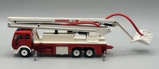 Camion Siku Mercedes Benz 1:55