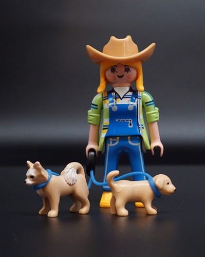 Playmobil personaggio donna
