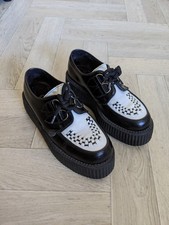 Creepers Wulfrun originali sotterranei bianco e nero