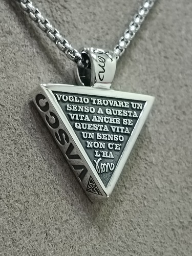 Collana ciondolo vasco rossi - collana,