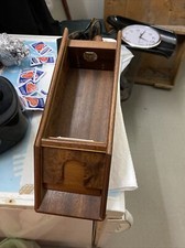 Santo/distributore carte