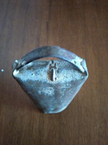 Vecchio campanaccio per - vecchio,