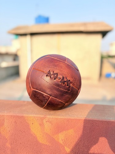 Pallone calcio pelle - in,