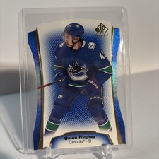 2021-22 SP Autentico fustellato blu #DC14 Quinn Hughes Canucks