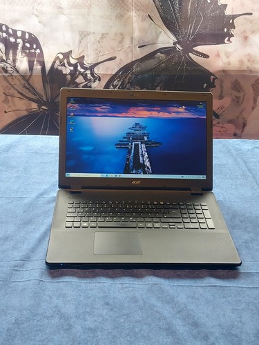 Acer aspire es1 711 - aspire, 17"