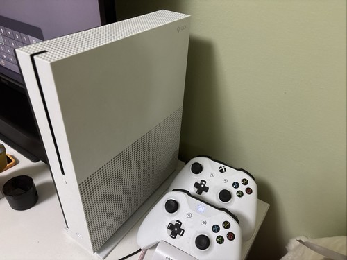 Microsoft xbox one 1tb - one,