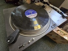 Giradischi a trazione diretta