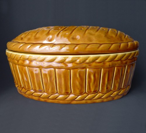 Grande terrine forme de - en,