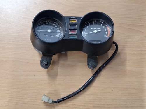 Suzuki 1000 1970 2012 - gs, 1970-2012