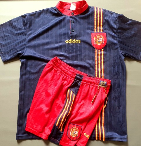 Kit pantaloncini maglia adidas - pantaloncini,