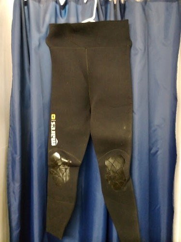 Pantalone muta uomo apnea