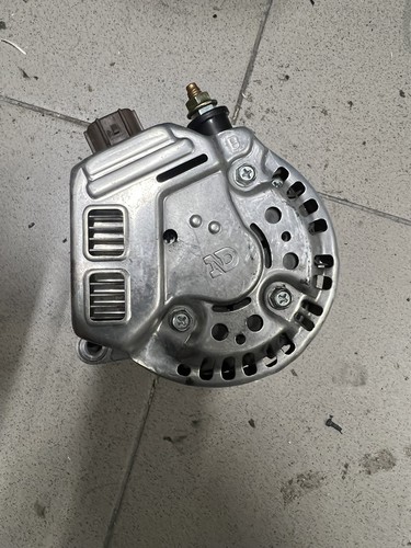 Alternatore generatore - alternatore,