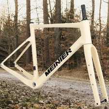 Telaio bici gravel in fibra di