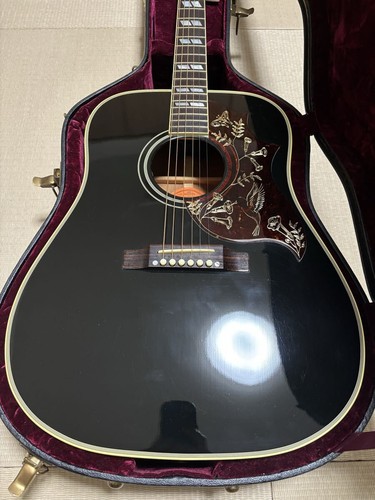 Gibson acoustic custom shop - gibson,