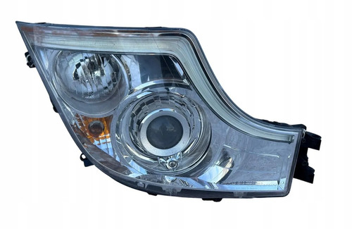 Faro proiettore anteriore