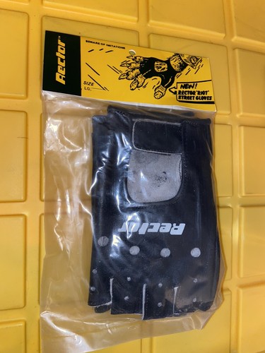 Guanti skate rector riot - riot, neri