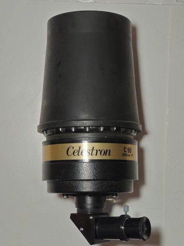 Celestron c90 1000 11 - mm, f/11