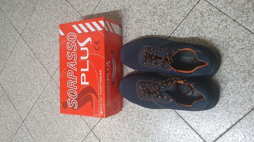 Scarpe antinfortunistica - scarpe,