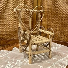 Sedia per bambole rustica in