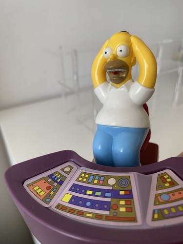Homer simpson kinder 2011 - homer,