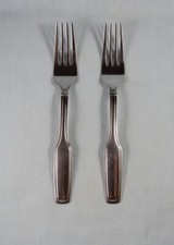 Oneida Stainless China DANFORTH 2 Dinner Forks 8"