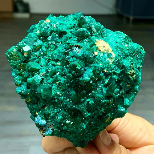 661g dioptasi verde naturale - 661g,