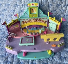 Polly Pockets Gym Turner