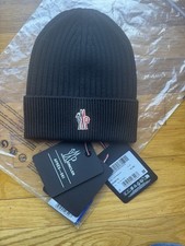 Berretto MONCLER nero nuovo