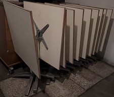 Tavoli per interno e esterno.