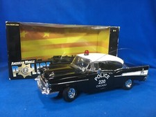 ERTL American Muscle 1:18 POLICE CHEVY BEL AIR 1957 - CHICAGO POLICE DEPARTMENT