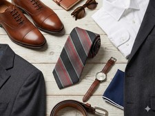 Cravatta in seta a righe Ketch