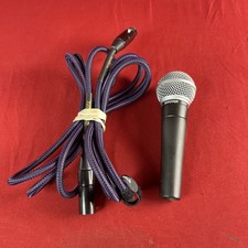 Shure (SM58) Microfono