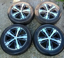 Cerchi in lega con gomme 225/55/R18 Peugeot 3008
