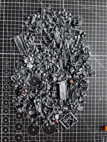 Warhammer 40k grey knights - grey,