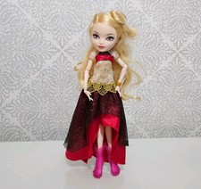 Ever After High Legacy Day