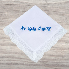 Fazzoletto in pizzo senza brutto pianto - bomboniera matrimonio ricamata